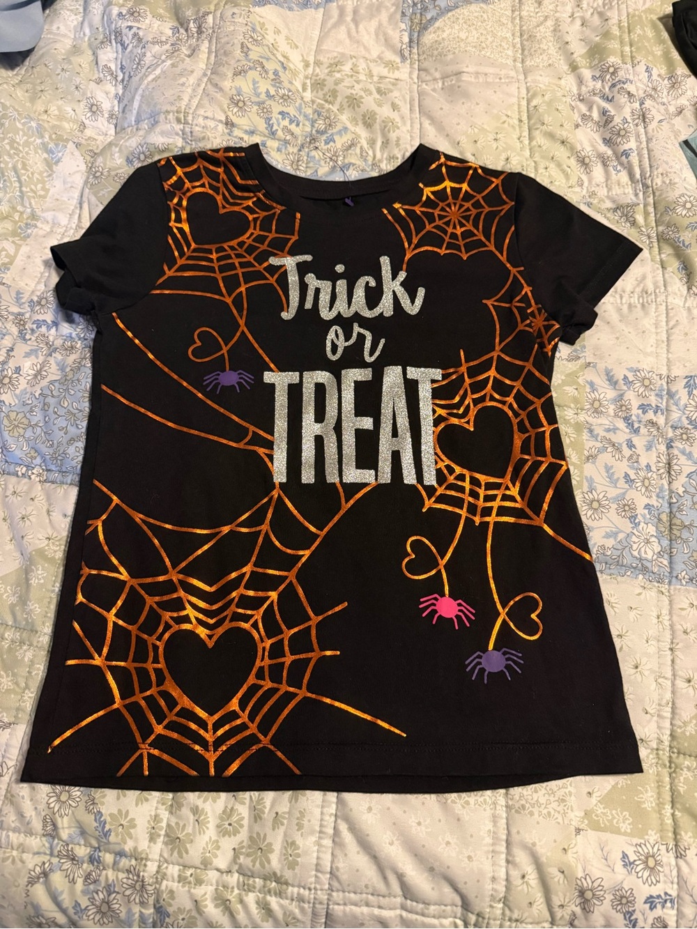 Girls Size M 7 8 Medium Halloween Trick or Treat Spiderweb T-Shirt
